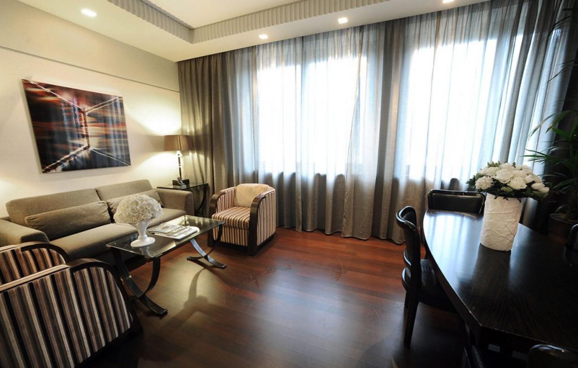Allegroitalia Golden Palace Turin Exteriör bild